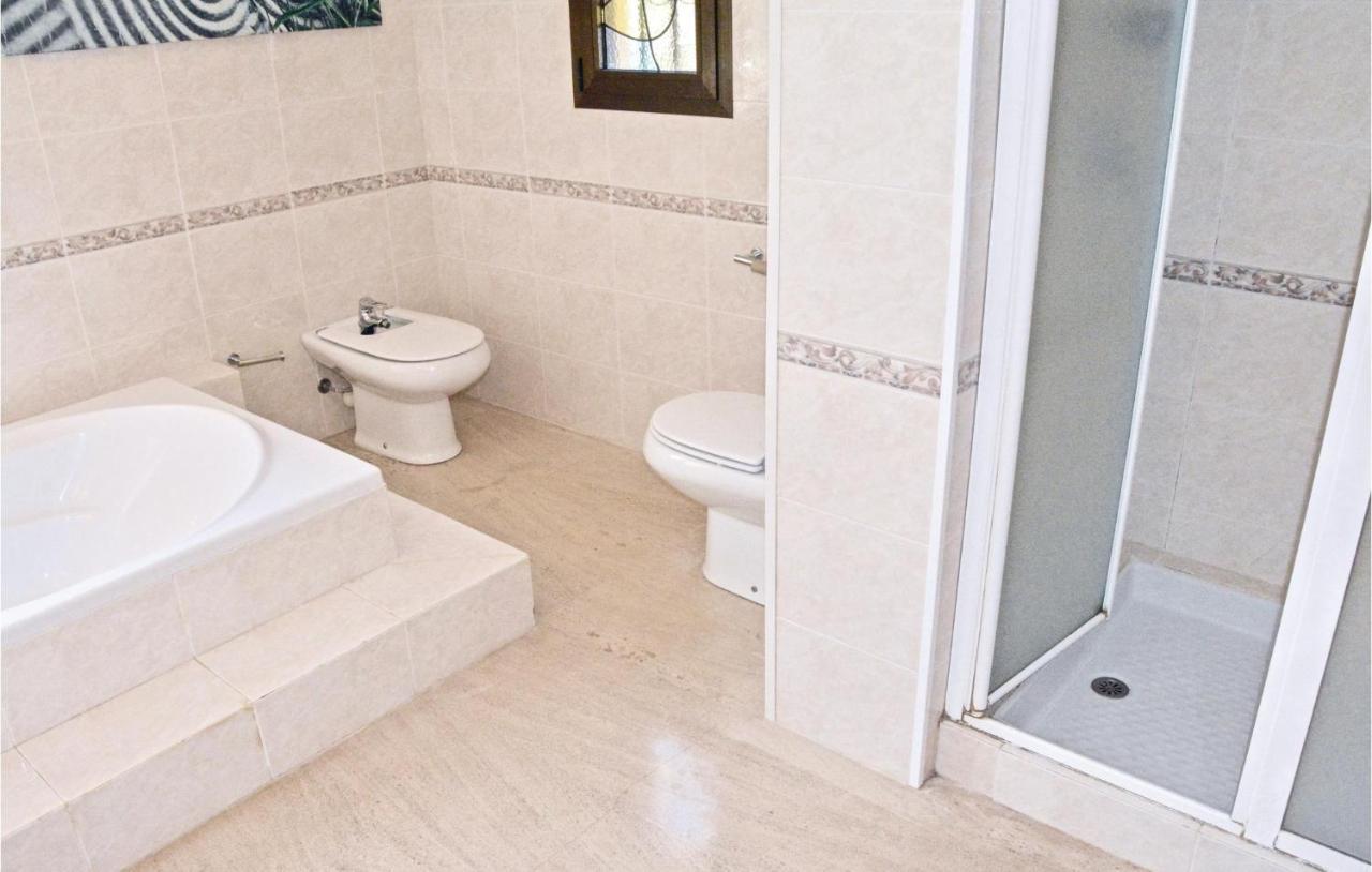 Holiday home Cozy In Bahia Azul-badia Blava With Kitchen Badia Blava