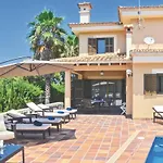 Cozy Home In Bahia Azul-Badia Blava With Kitchen