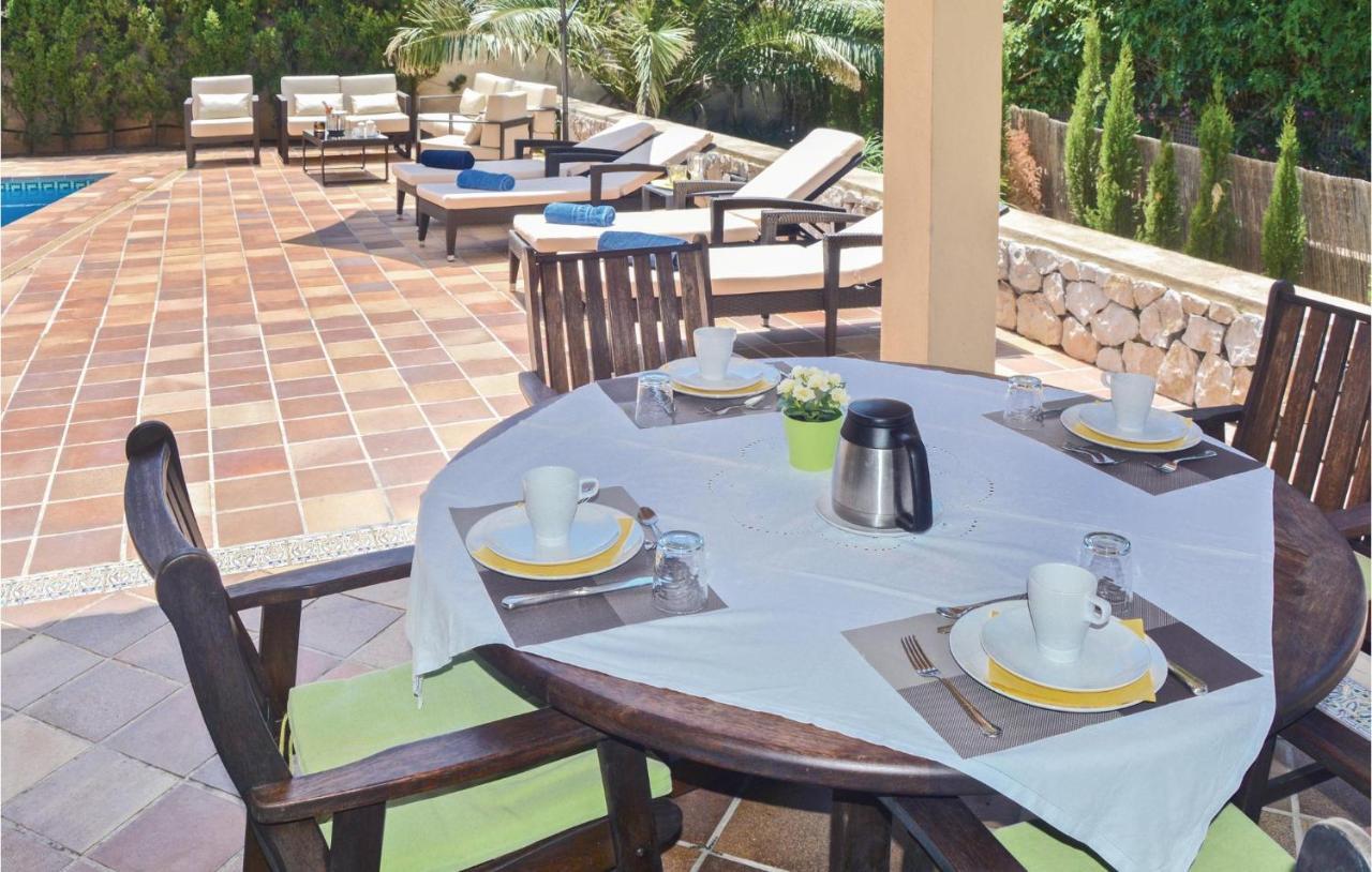 Cozy In Bahia Azul-badia Blava With Kitchen