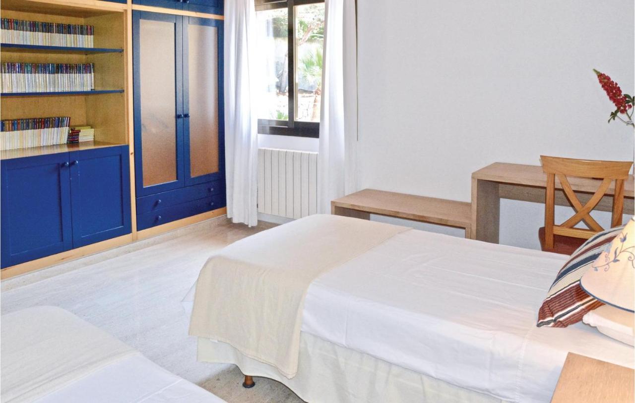 Cozy In Bahia Azul-badia Blava With Kitchen *